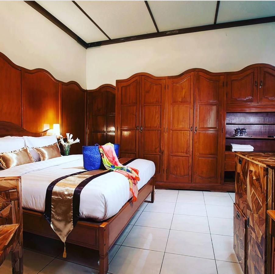 Raintree Boutique Villa & Gallery Yogyakarta Exterior foto