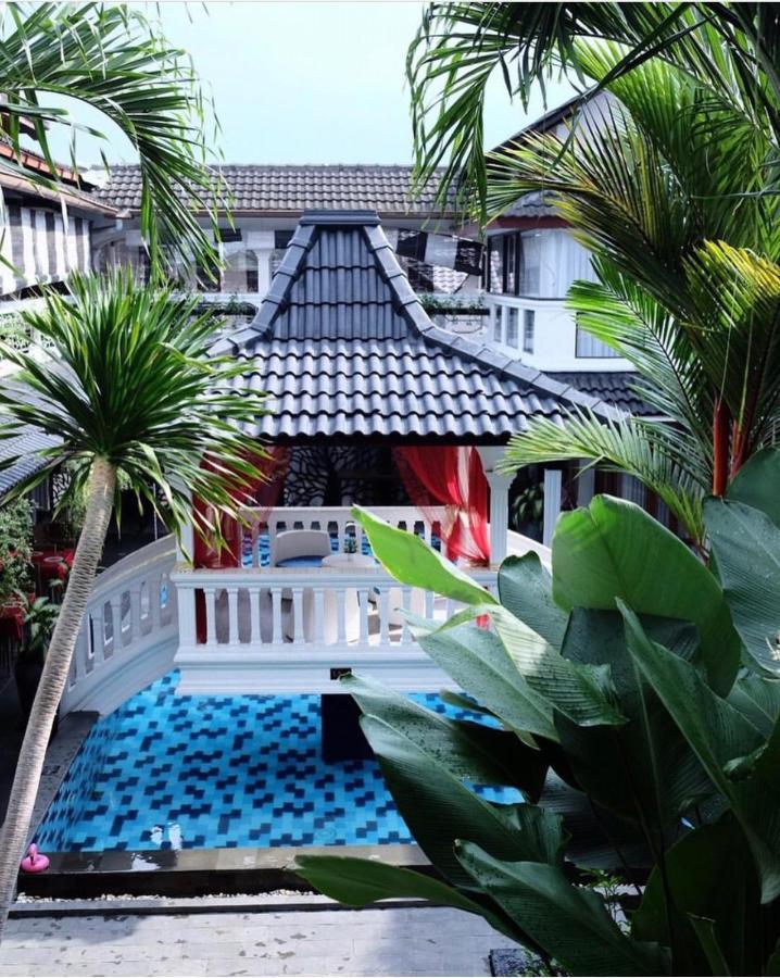 Raintree Boutique Villa & Gallery Yogyakarta Exterior foto