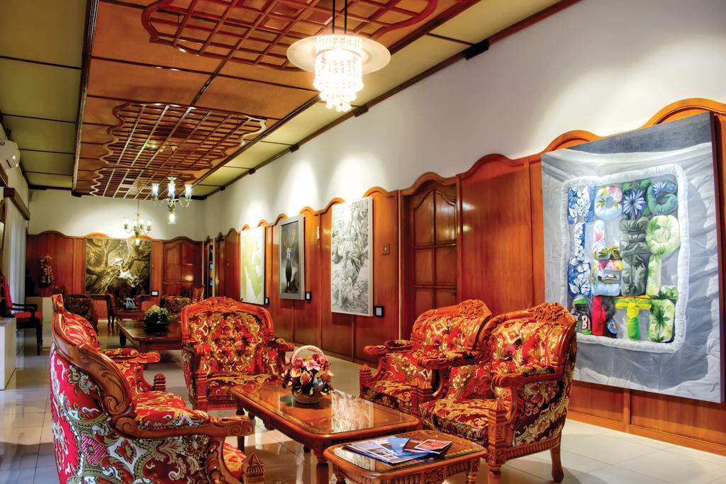Raintree Boutique Villa & Gallery Yogyakarta Exterior foto